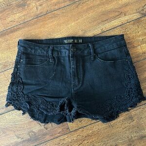 COPY - Large Iris Jeans Los Angeles mid-rise denim shorts in black
